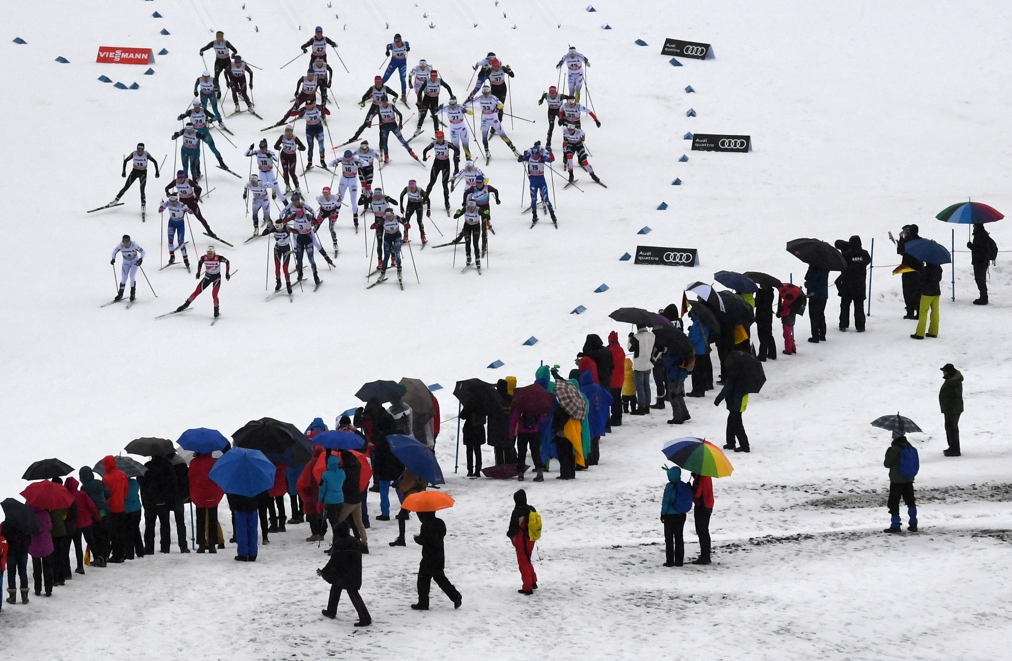 women's Tour de Ski start