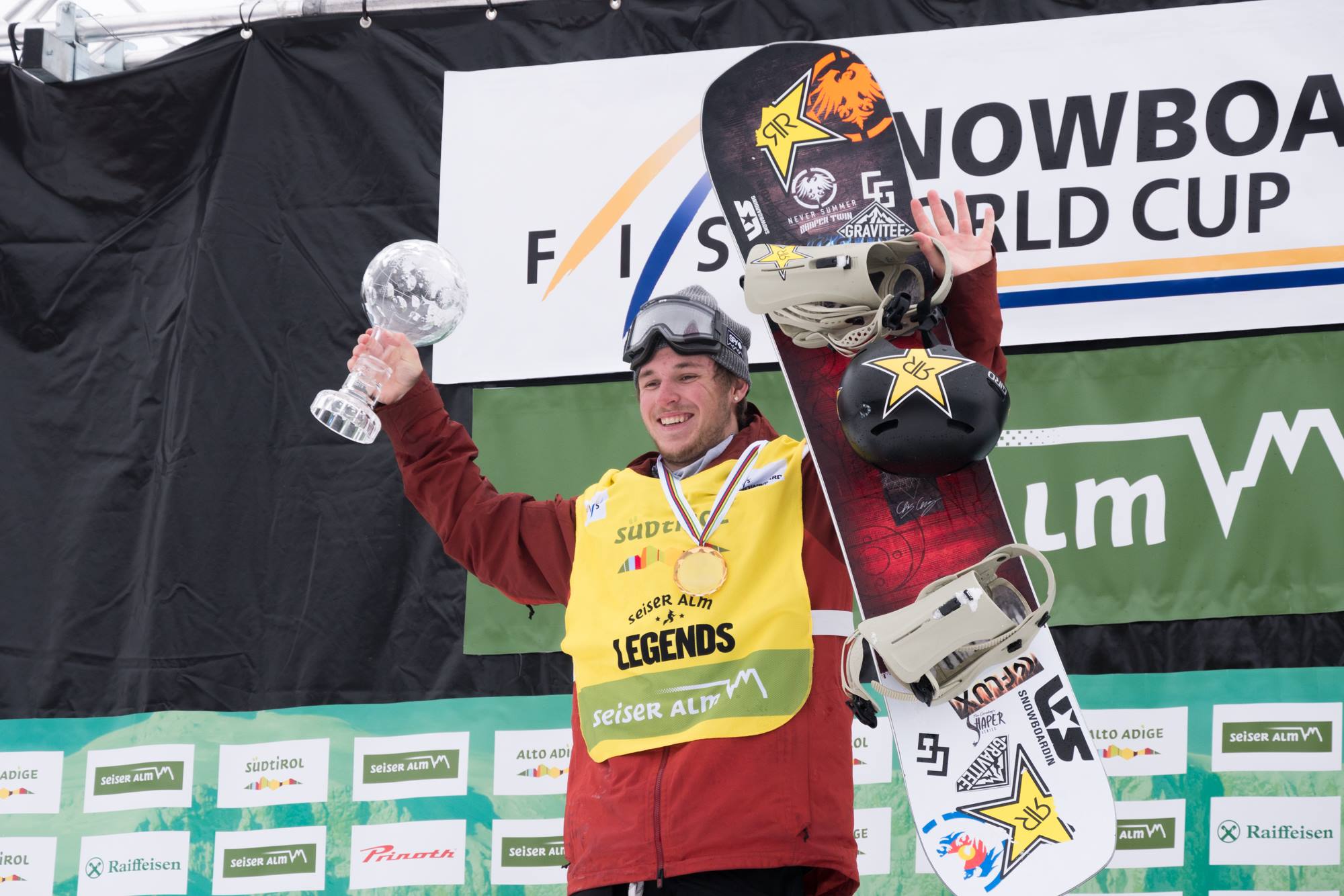 Chris Corning won the final FIS World Cup slopestyle of the season Saturday and the World Cup slopestyle crystal globe. (FIS)