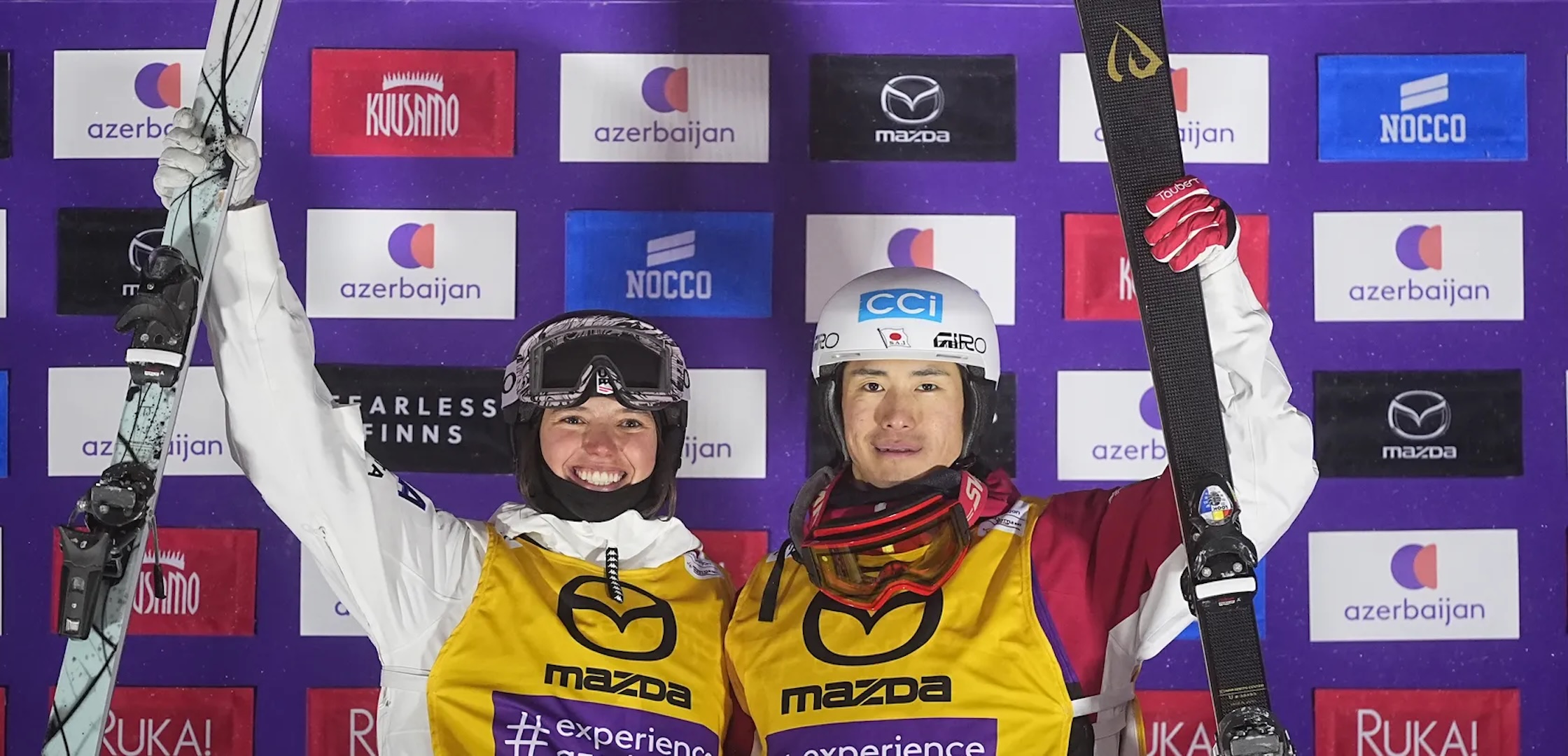 Tess Johnson, Ruka