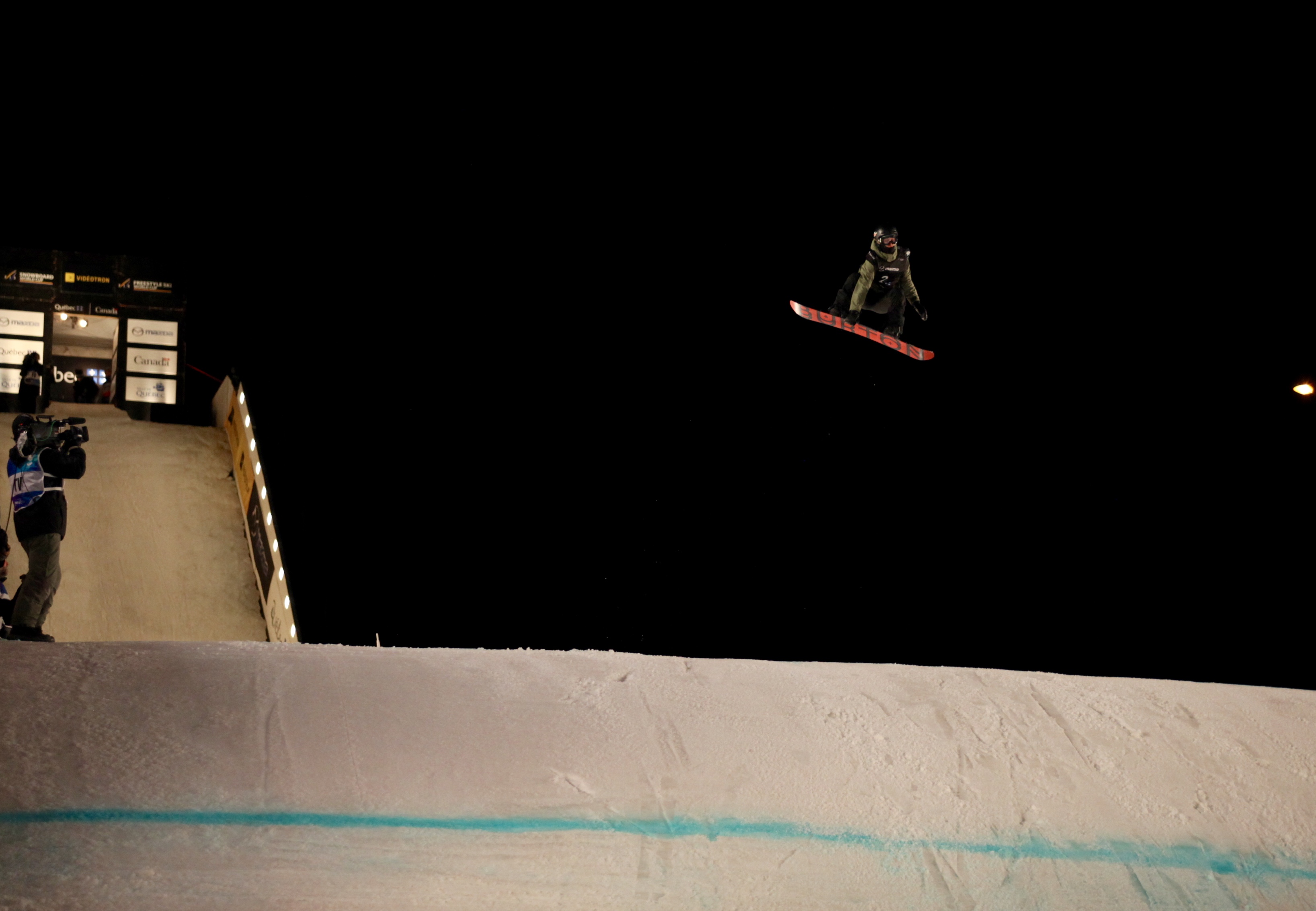 Julia Marino posted a score of 168.50 to win the final World Cup big air event of the season Saturday night in Quebec City (FIS)