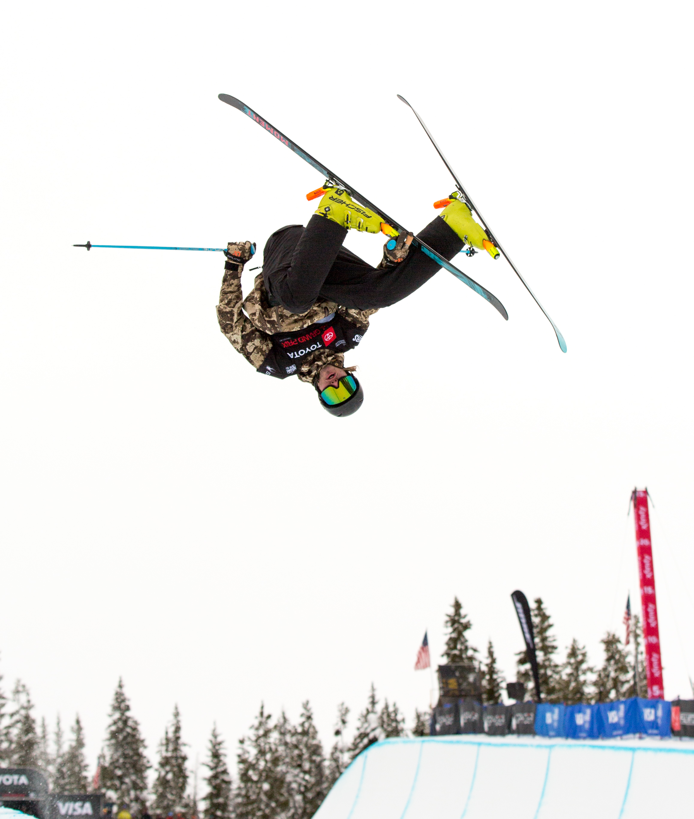 David Wise in the halfpipe at Copper Mountain