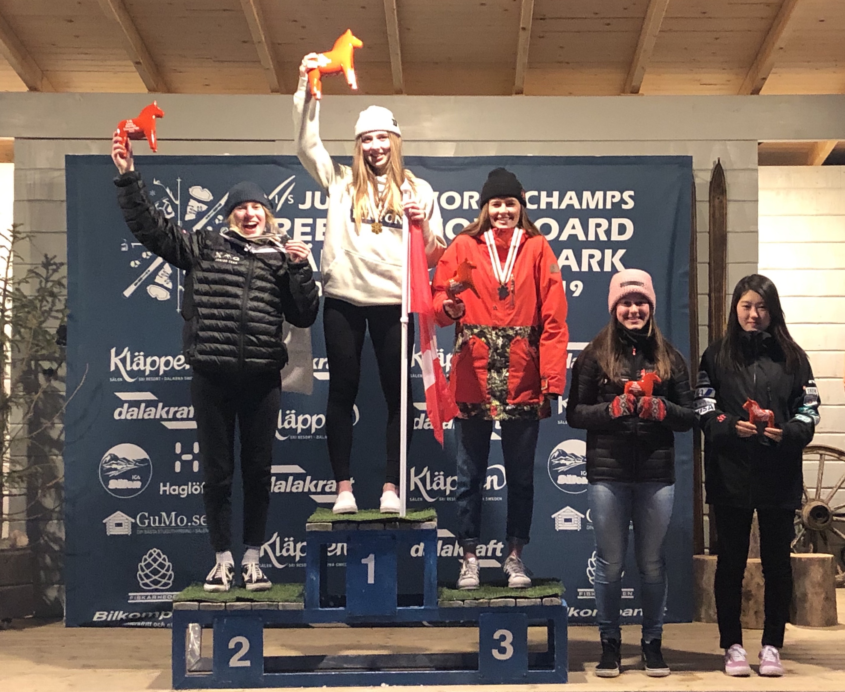 Women's SB podium