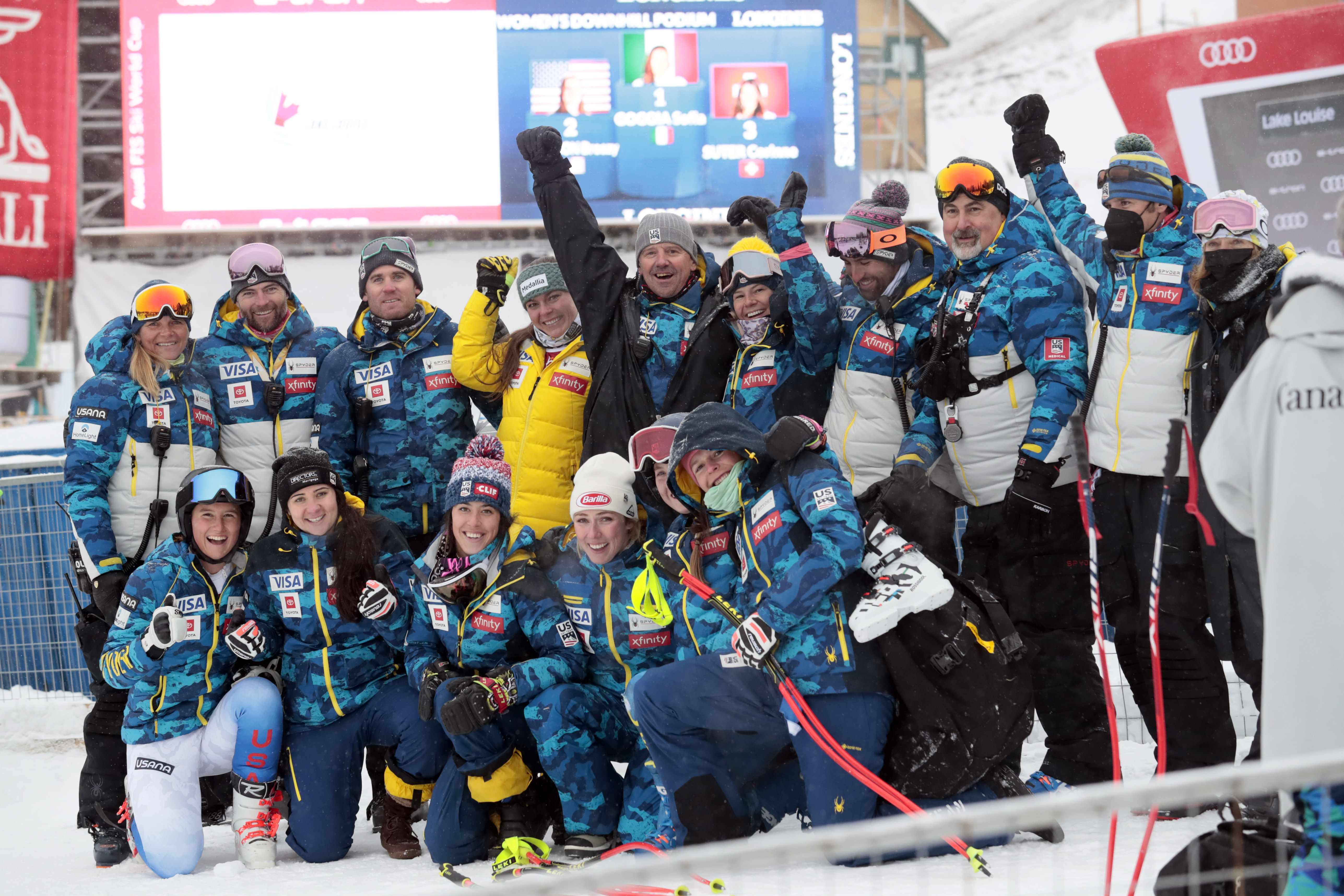 Women's Downhill Team Lake Louise