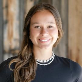 Annika Malacinski Head Shot