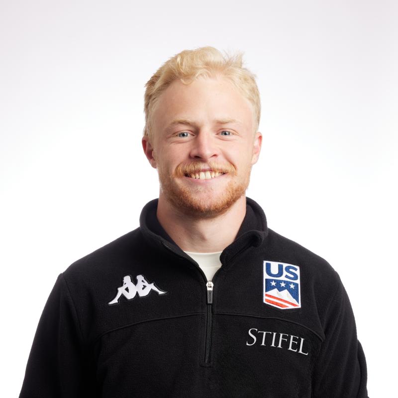 Jett Seymour headshot image