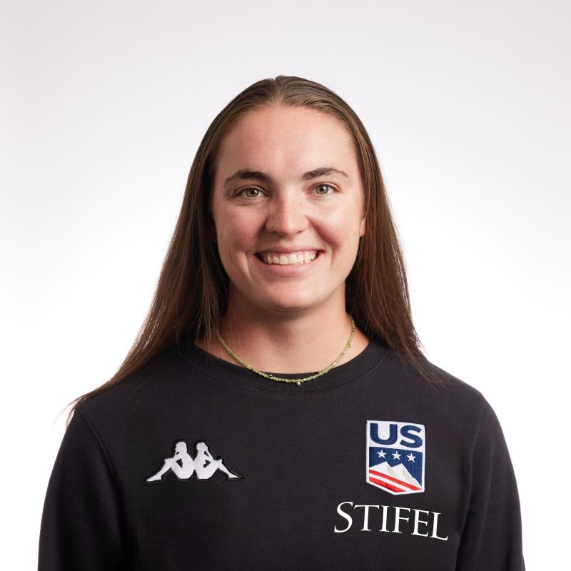 Riley Jacobs headshot image