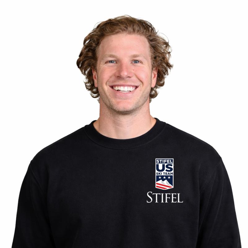 Aaron Blunck headshot image
